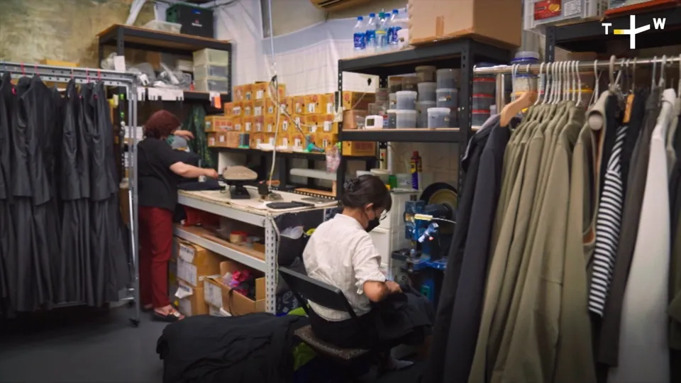 Transforming Discarded Oyster Shells Into Valuable Textile – Viva la Vita Ep8