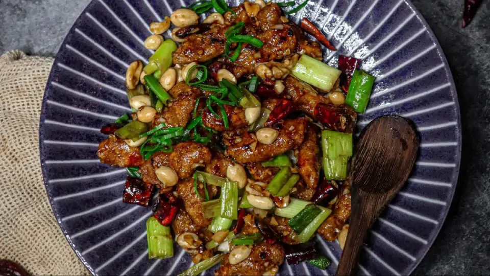 Chez Jorge Taiwanese Vegan Cuisine: Kung-Pao Chicken