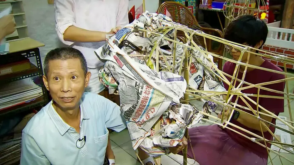 Family Matters: Contemporary Paper Mache: A Tradition Reimagined Ep3