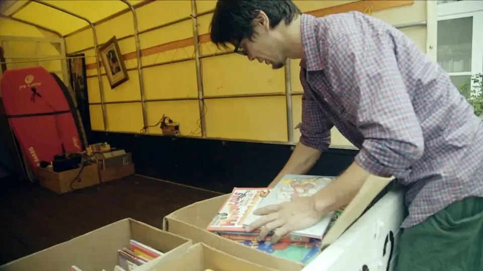 Poetries from the Bookstores: Socrates Used Bookstore & Cafe