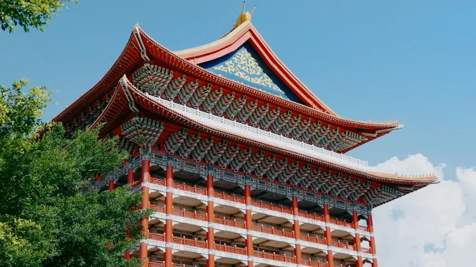 黑潮：第5集 浮華世態的中的心靈救贖者- 王大閎