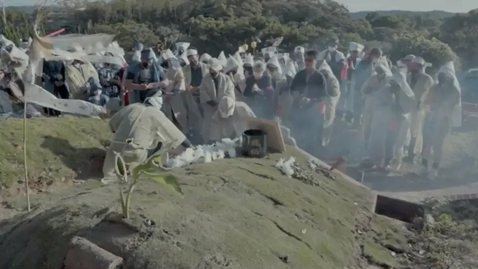 The Belief in Craft: Land Burial