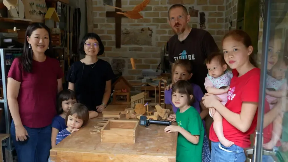 Miaoli: Wood Carving and Hakka Culture - 7 Sisters Explore Taiwan EP7