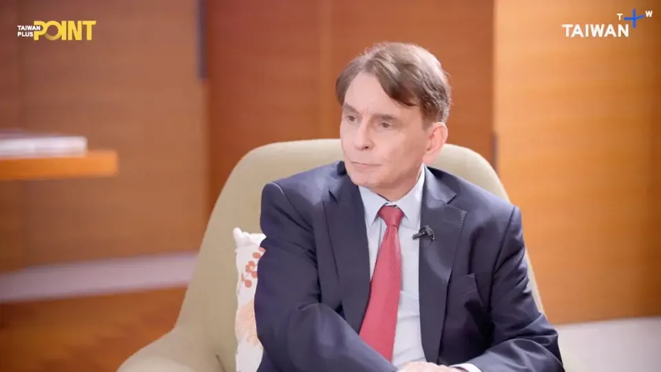 TaiwanPlus POINT: Amb. Stanton Shares How Should Taiwan Defend Itself?
