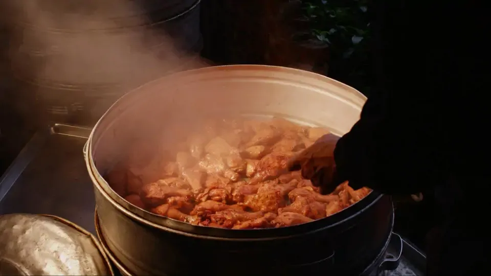 Taiwan's Food Delights - Railroad Lunchboxes Ep22