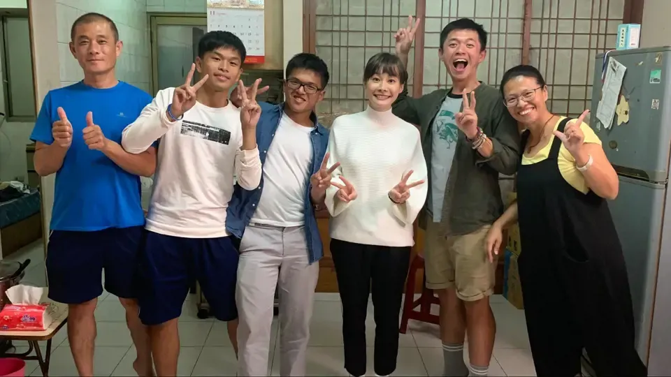 Guess Who: Divorce with a Smile