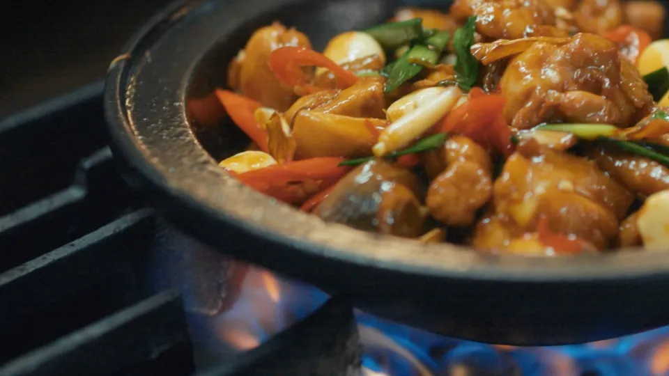 Three Cup Chicken-Have You Eaten Yet? Tasting Taiwan Ep. 8